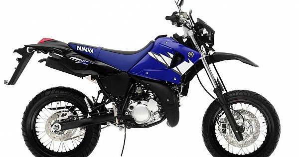 Yamaha dt 125 re 2005 top